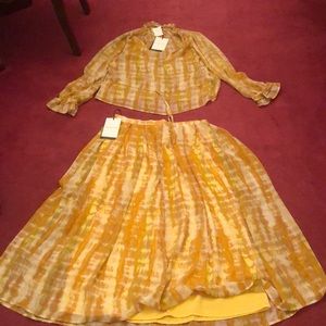 Who what where yellow sure blouse large matching skirt size 12 new with tags